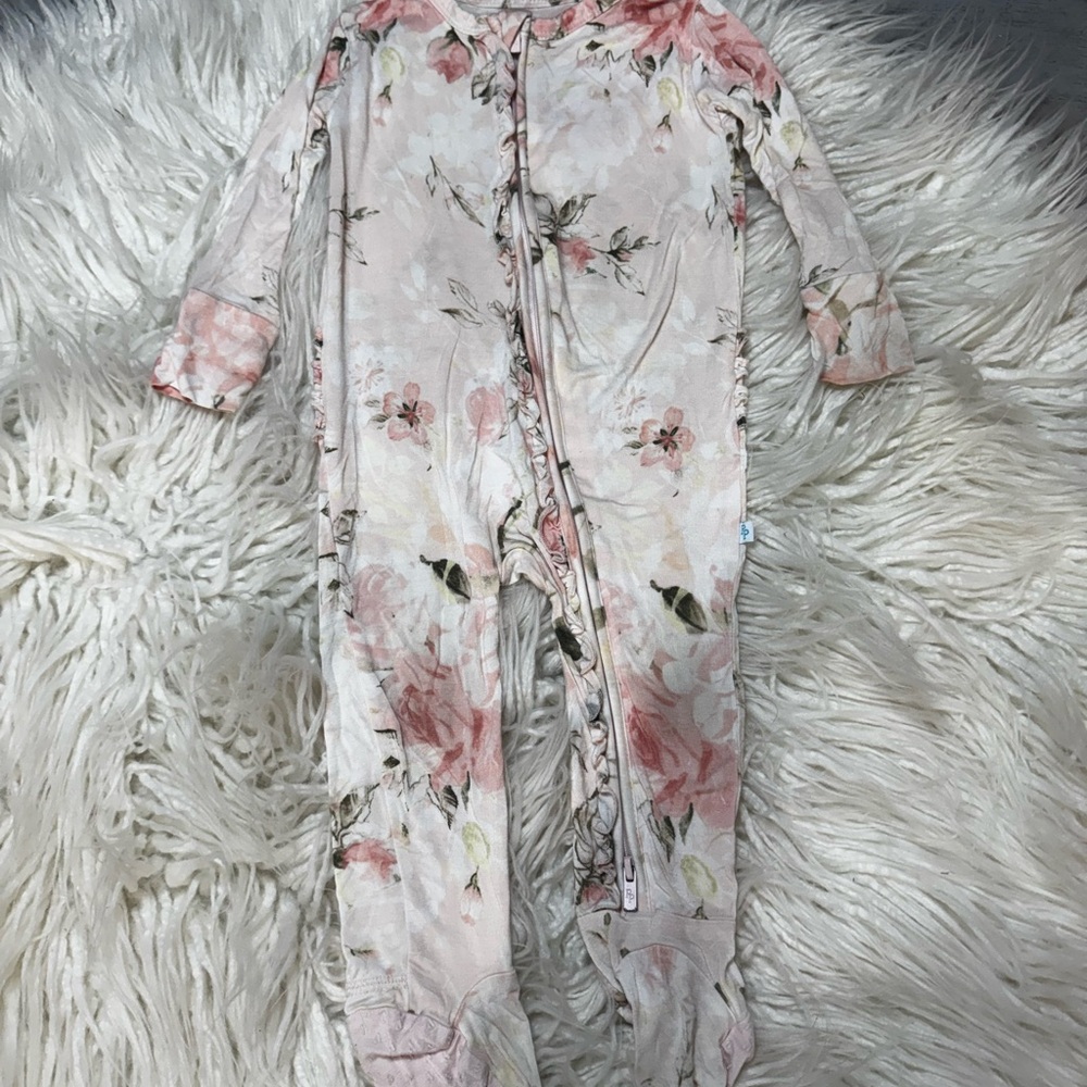 Posh Peanut Pink and Cream Baby Outfit